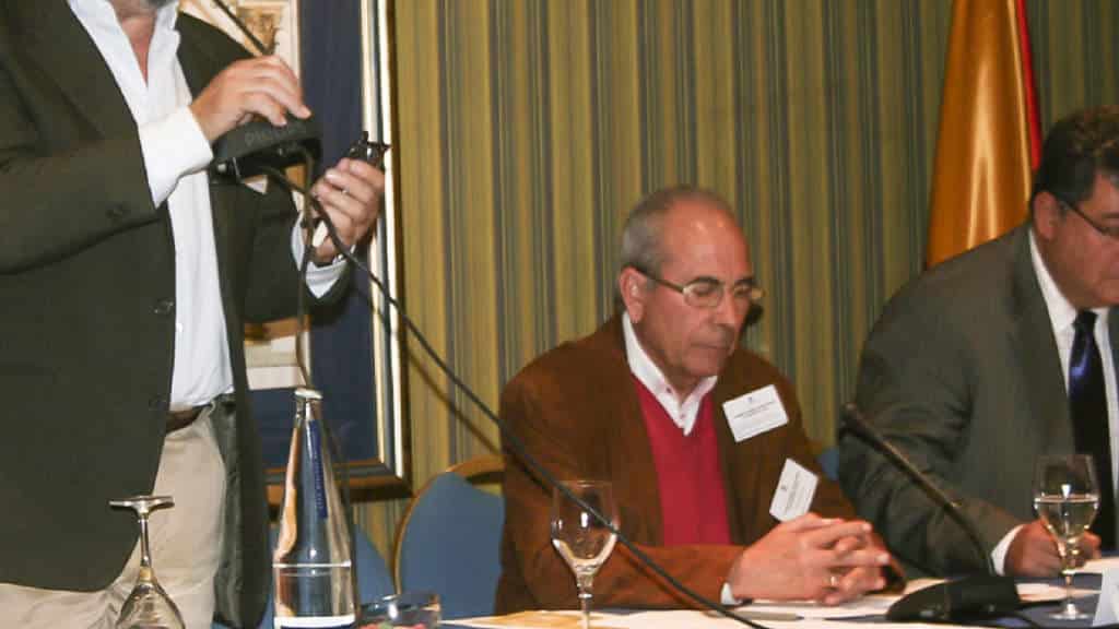 https://revistajaraysedal.es/wp-content/uploads/2021/08/pesca-galicia-puerto.jpg