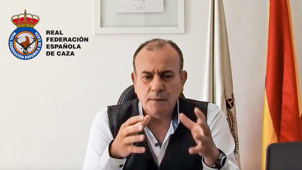 https://revistajaraysedal.es/wp-content/uploads/2021/08/pesca-galicia-puerto.jpg