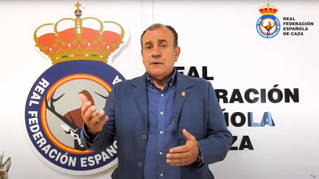 https://revistajaraysedal.es/wp-content/uploads/2021/08/pesca-galicia-puerto.jpg
