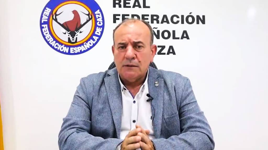 https://revistajaraysedal.es/wp-content/uploads/2021/08/pesca-galicia-puerto.jpg