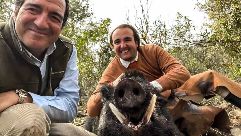 https://revistajaraysedal.es/wp-content/uploads/2021/08/pesca-galicia-puerto.jpg