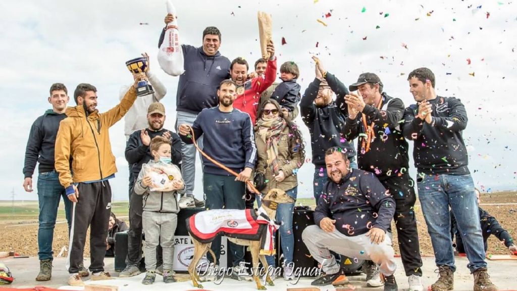 https://revistajaraysedal.es/wp-content/uploads/2021/08/pesca-galicia-puerto.jpg