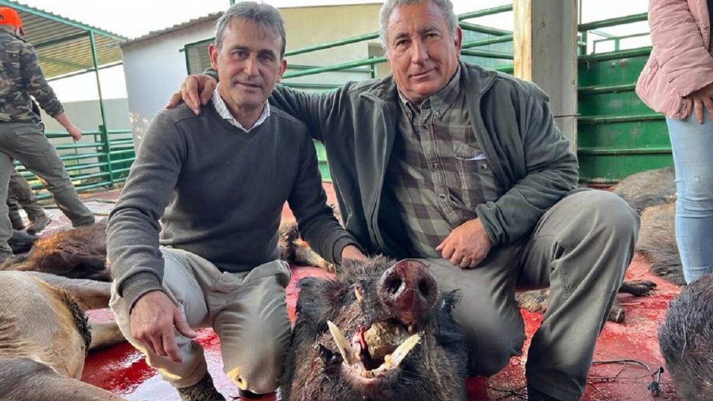 https://revistajaraysedal.es/wp-content/uploads/2021/08/pesca-galicia-puerto.jpg
