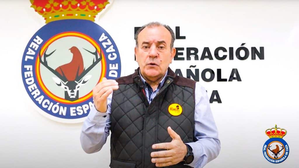 https://revistajaraysedal.es/wp-content/uploads/2021/08/pesca-galicia-puerto.jpg