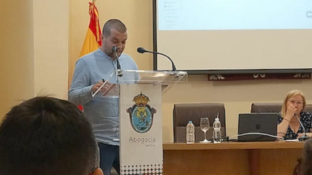 https://revistajaraysedal.es/wp-content/uploads/2021/08/pesca-galicia-puerto.jpg