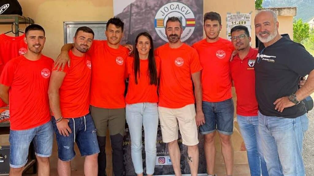 https://revistajaraysedal.es/wp-content/uploads/2021/08/pesca-galicia-puerto.jpg