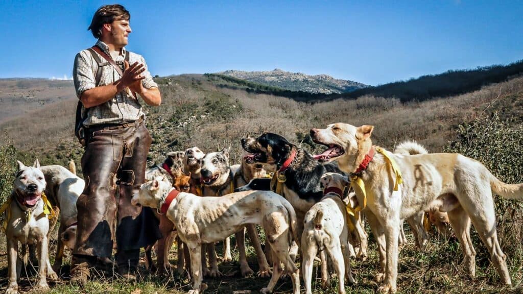 https://revistajaraysedal.es/wp-content/uploads/2021/08/pesca-galicia-puerto.jpg