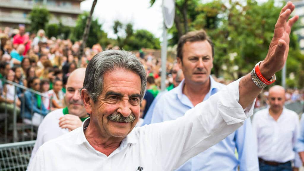https://revistajaraysedal.es/wp-content/uploads/2021/08/pesca-galicia-puerto.jpg