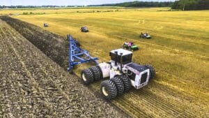 Así es el tractor más grande del mundo