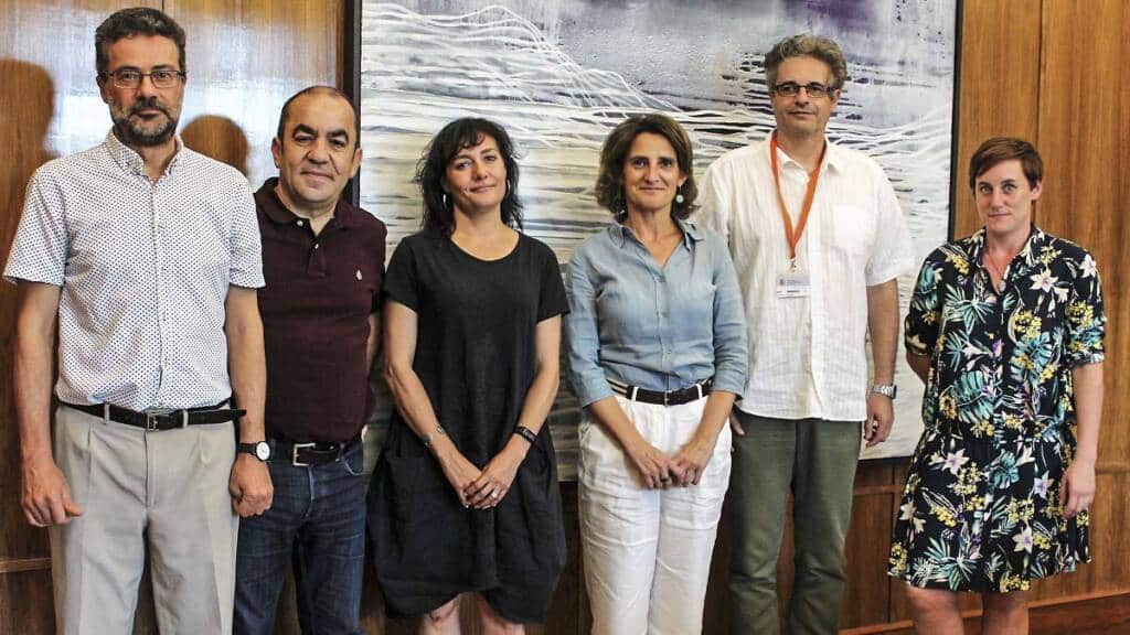 https://revistajaraysedal.es/wp-content/uploads/2021/08/pesca-galicia-puerto.jpg