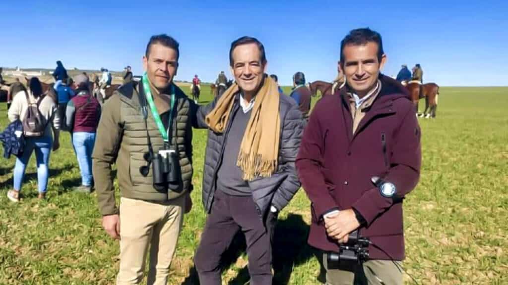 https://revistajaraysedal.es/wp-content/uploads/2021/08/pesca-galicia-puerto.jpg