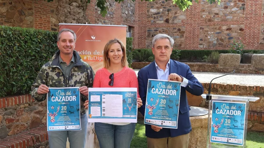 https://revistajaraysedal.es/wp-content/uploads/2021/08/pesca-galicia-puerto.jpg
