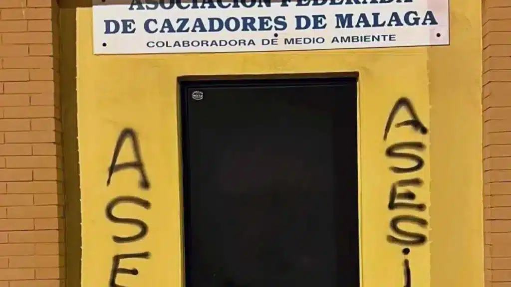 https://revistajaraysedal.es/wp-content/uploads/2021/08/pesca-galicia-puerto.jpg