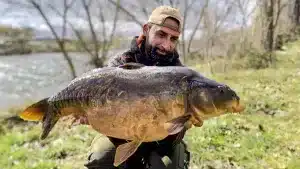 Tres consejos infalibles para atraer más peces a tu zona de pesca