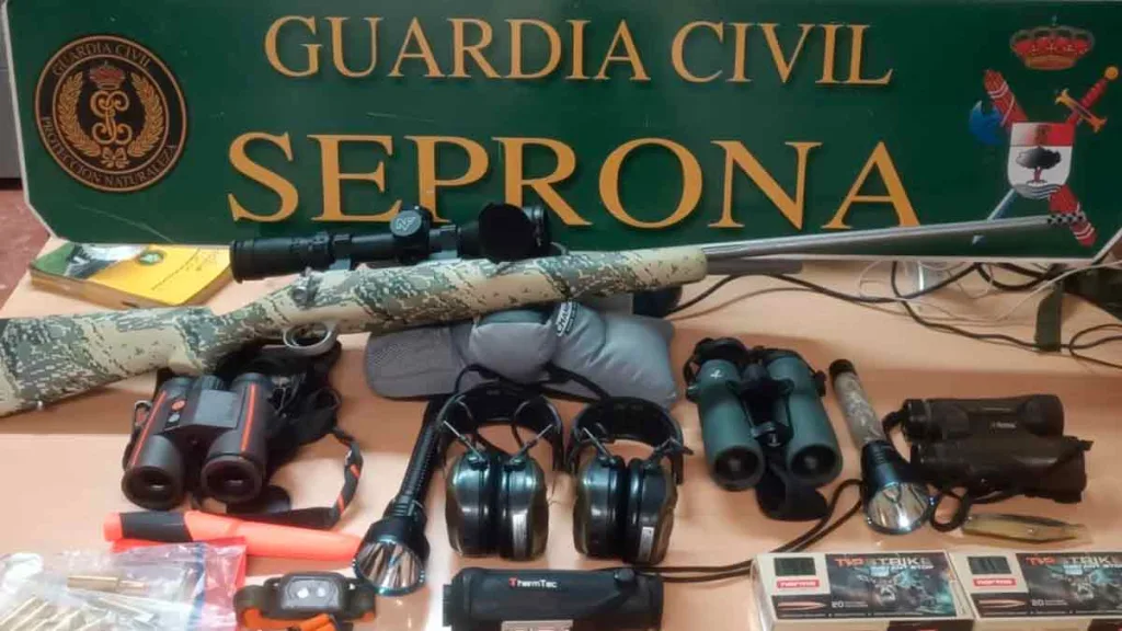GUARDIA-CIVIL-