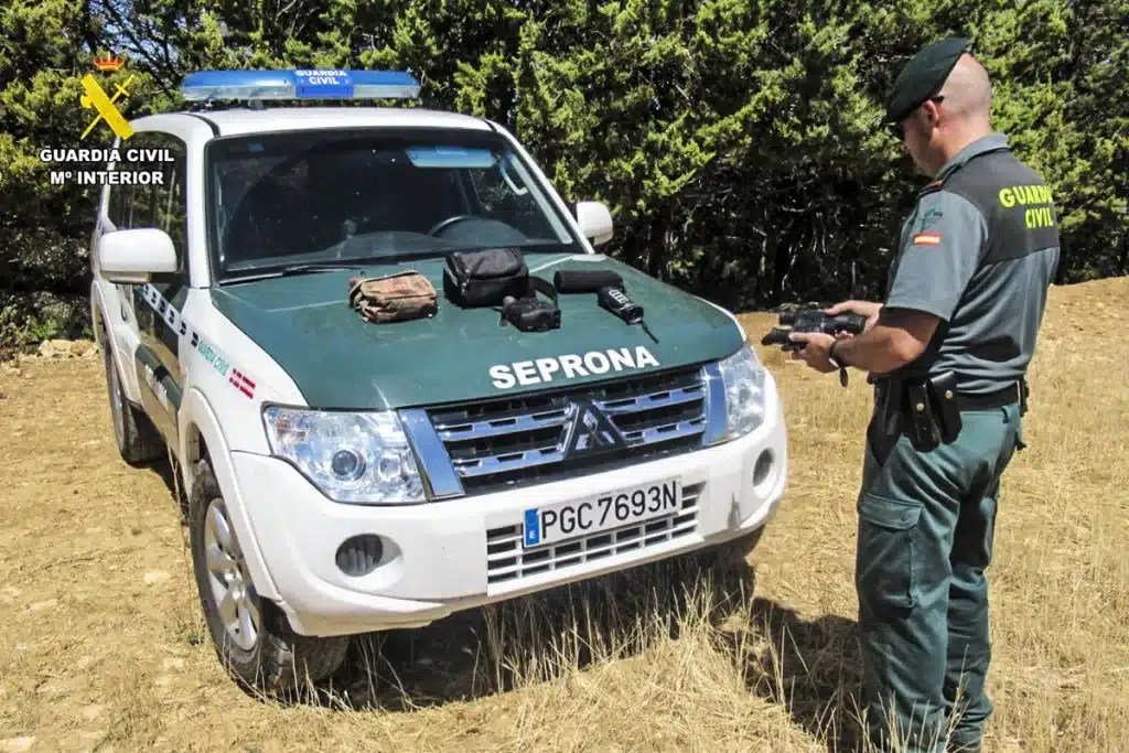 Guardia Civil monocular térmico multa Palencia