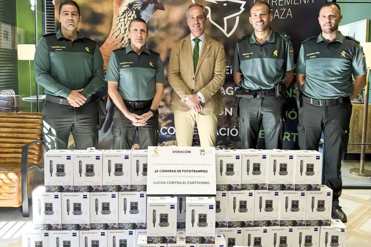 © FEDEXCAZA