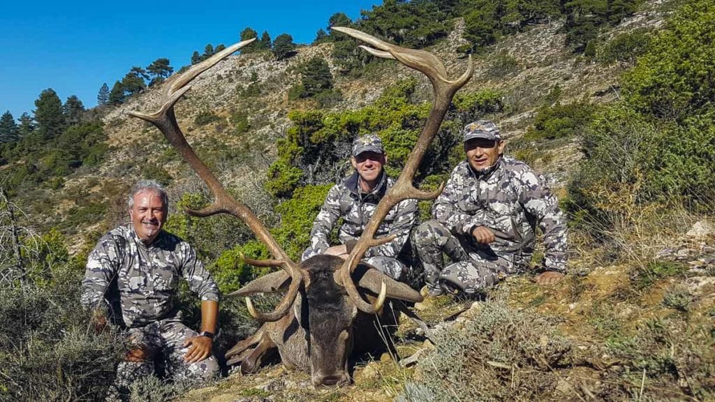 https://revistajaraysedal.es/wp-content/uploads/2021/08/pesca-galicia-puerto.jpg