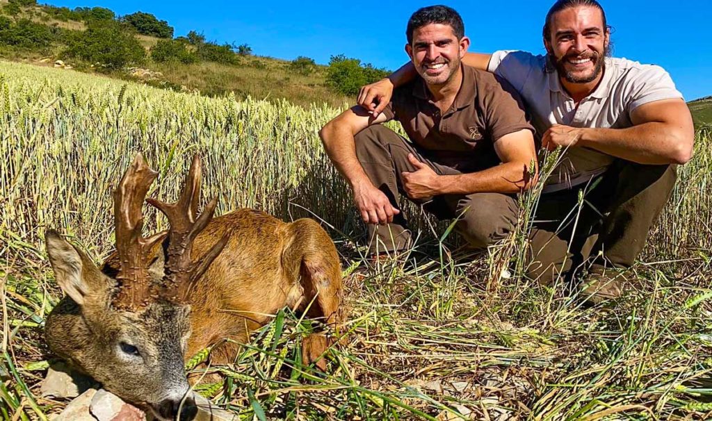 https://revistajaraysedal.es/wp-content/uploads/2021/08/pesca-galicia-puerto.jpg