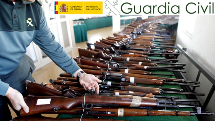 http://stag1.revistajaraysedal.es/wp-content/uploads/2021/08/pesca-galicia-puerto.jpg